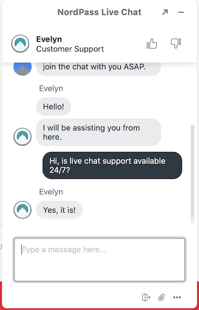 NordPass live chat support vs RoboForm