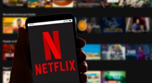 how to change Netflix location and region